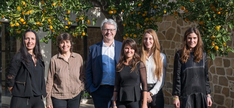 Our team of CPA in France helps managers in developing their business.