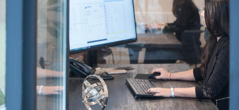  CPA located in France specialised in business creation, accounting, HR services, French administration and digitalization